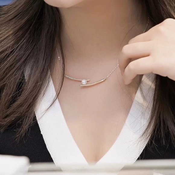 NEW Silver Gold Curved Line Stick Pearl Necklace - Picture 3 of 6